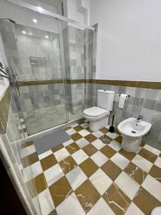 Holidays2Malaga Jinetes Junto Casco Historico & Parking Apartment ภายนอก รูปภาพ