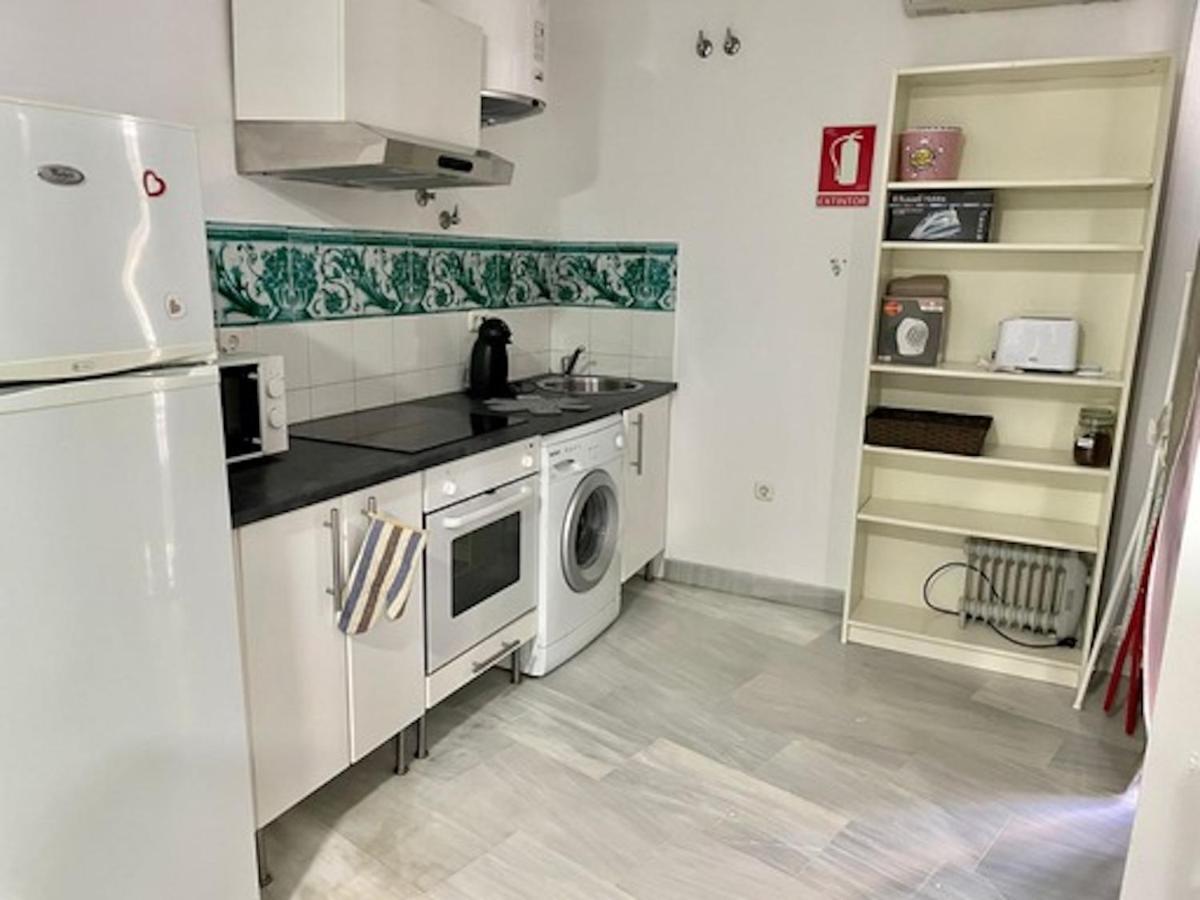 Holidays2Malaga Jinetes Junto Casco Historico & Parking Apartment ภายนอก รูปภาพ