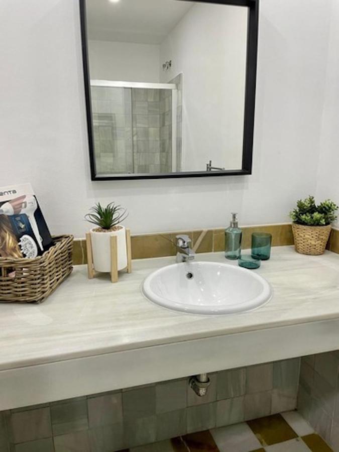 Holidays2Malaga Jinetes Junto Casco Historico & Parking Apartment ภายนอก รูปภาพ