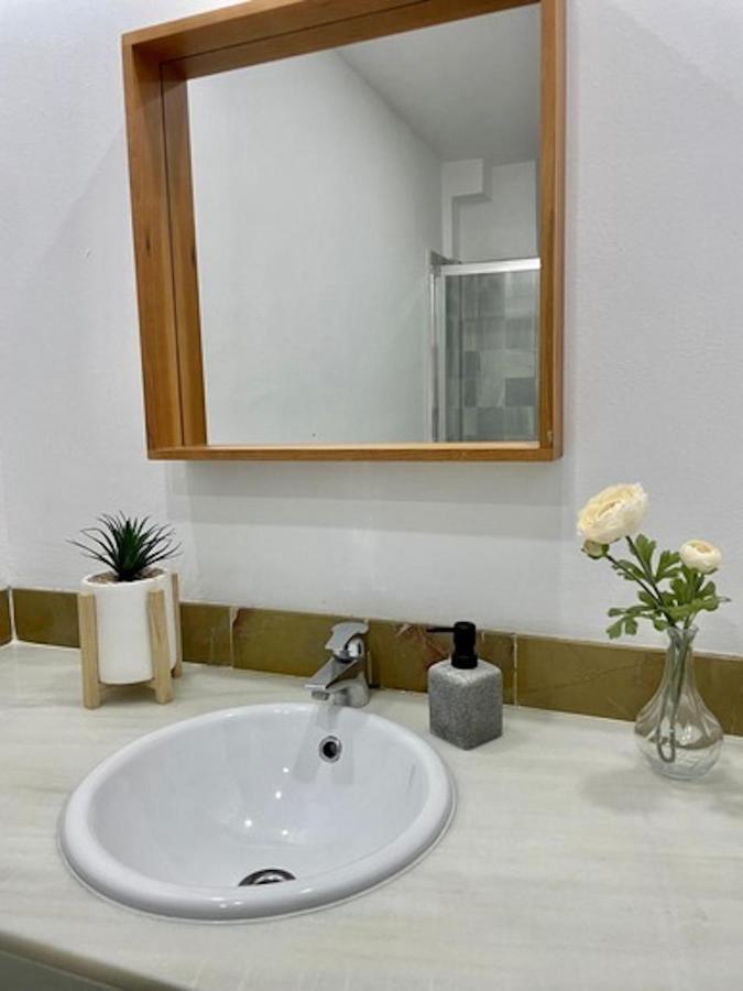 Holidays2Malaga Jinetes Junto Casco Historico & Parking Apartment ภายนอก รูปภาพ