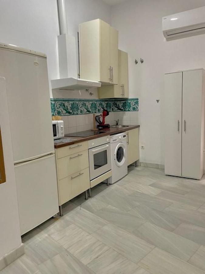 Holidays2Malaga Jinetes Junto Casco Historico & Parking Apartment ภายนอก รูปภาพ