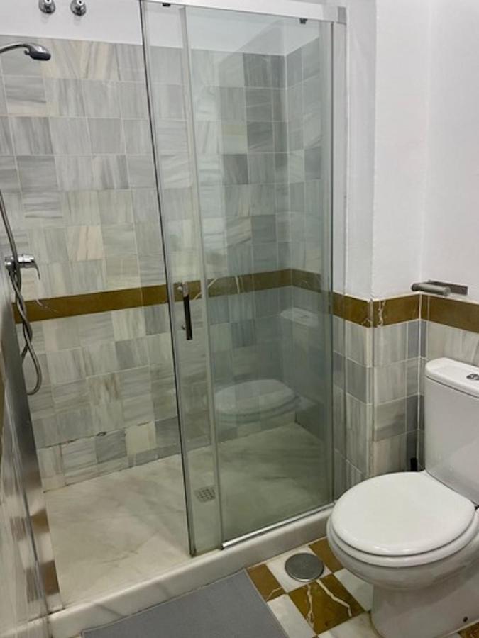 Holidays2Malaga Jinetes Junto Casco Historico & Parking Apartment ภายนอก รูปภาพ